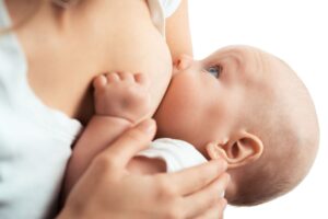 Как улучшить состав молока кормящим матерям