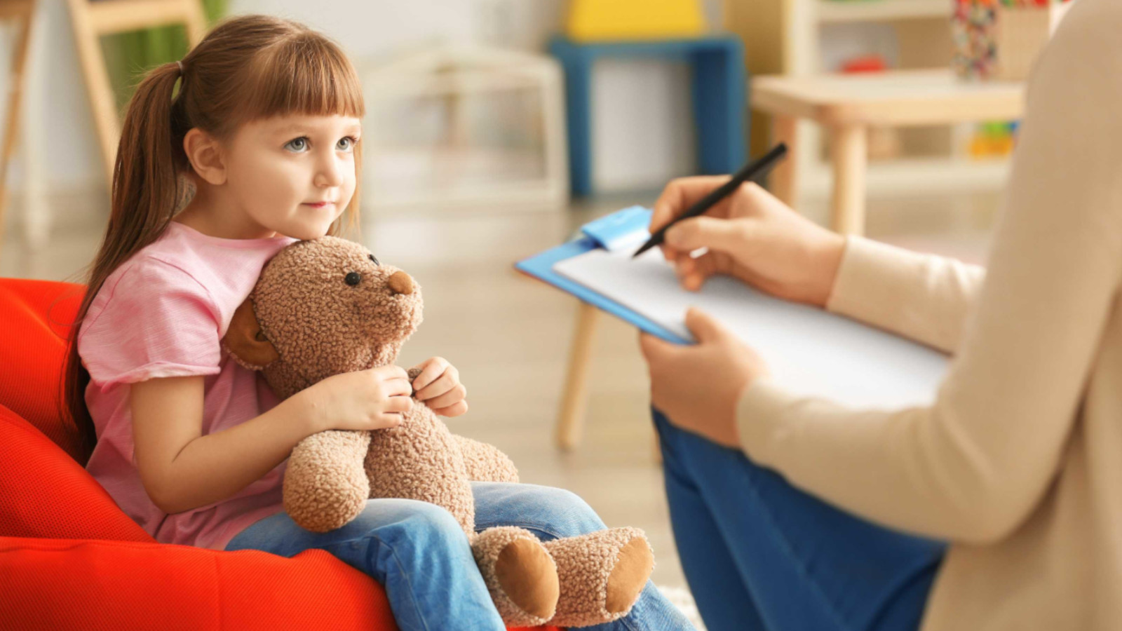 Детский психолог – кто он и когда к нему обращаться